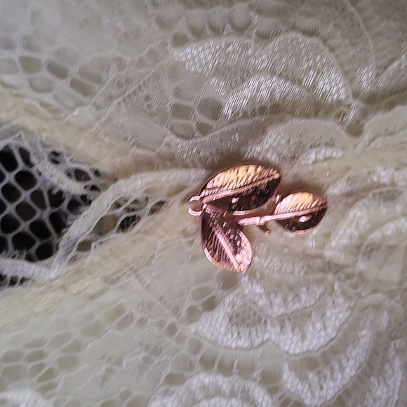 Light Yellow Long V-neck Lace Panel Nightgown - Picture 5 of 11